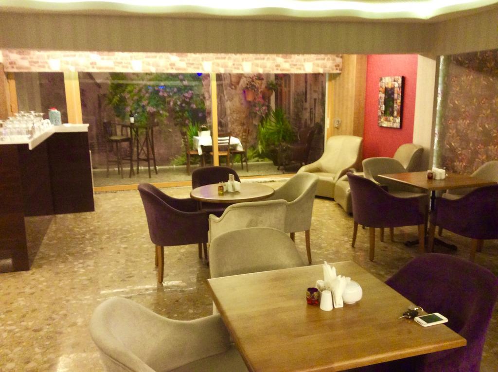 Lucid Hotel İzmir Buitenkant foto